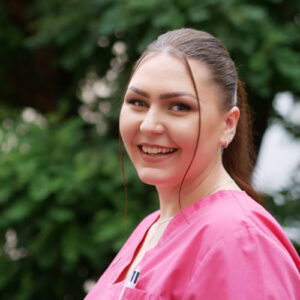 Alenja Kamili